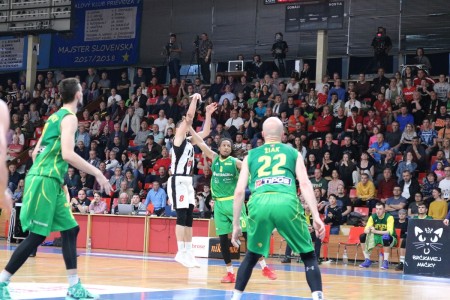 Foto: BC Prievidza - BK Levickí Patrioti 68:62 48