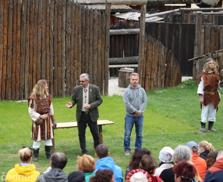 Foto a video: Bojnice - OTVORENIE LETNEJ TURISTICKEJ SEZÓNY 2019 a Oslava 25.výročia Sokoliarov Aquila 71