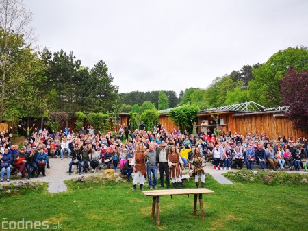 Foto a video: Bojnice - OTVORENIE LETNEJ TURISTICKEJ SEZÓNY 2019 a Oslava 25.výročia Sokoliarov Aquila 101