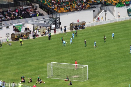 Foto a video: 100 rokov futbalu v Prievidzi veľkolepé oslavy a exhibičný zápas ŠKRŤO tím vs KUCO tím 3