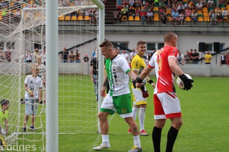 Foto a video: 100 rokov futbalu v Prievidzi veľkolepé oslavy a exhibičný zápas ŠKRŤO tím vs KUCO tím 99