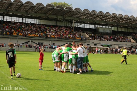 Foto a video: 100 rokov futbalu v Prievidzi veľkolepé oslavy a exhibičný zápas ŠKRŤO tím vs KUCO tím 135