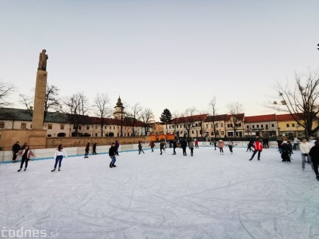 Ľadová plocha na námestí v Prievidzi - prevádzkové hodiny 8