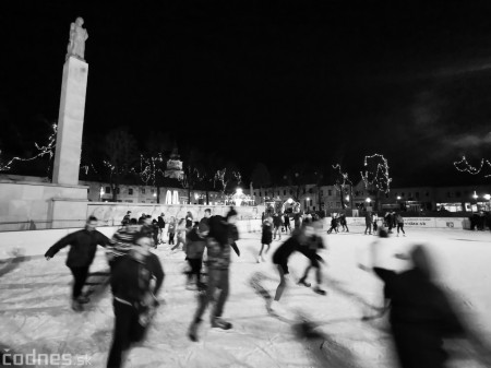 Ľadová plocha na námestí v Prievidzi - prevádzkové hodiny 9
