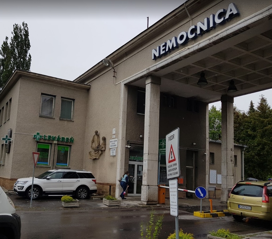 Nemocnica s poliklinikou v Bojniciach nové EKG prístroje, resuscitačné sety a CRP analyzátor