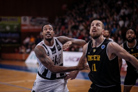 Foto: BC Prievidza - Inter Bratislava 67:83 34