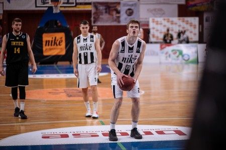 Foto: BC Prievidza - Inter Bratislava 67:83 75