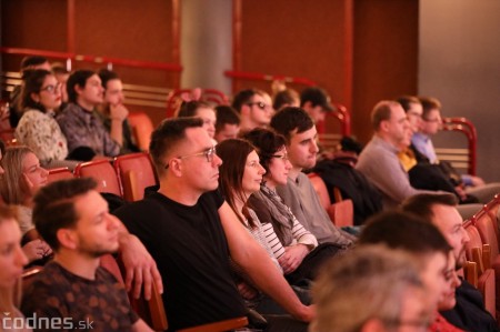 Foto: Stand-up diskusia Pohni hlavou - Prievidza 12