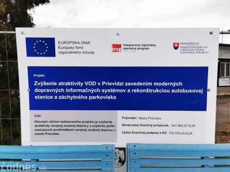 Foto a video: Začala sa rekonštrukcia a revitálizácia prednej časti autobusovej stanice v Prievidzi. Čakajú nás výrazné dopravné obmedzenia 45