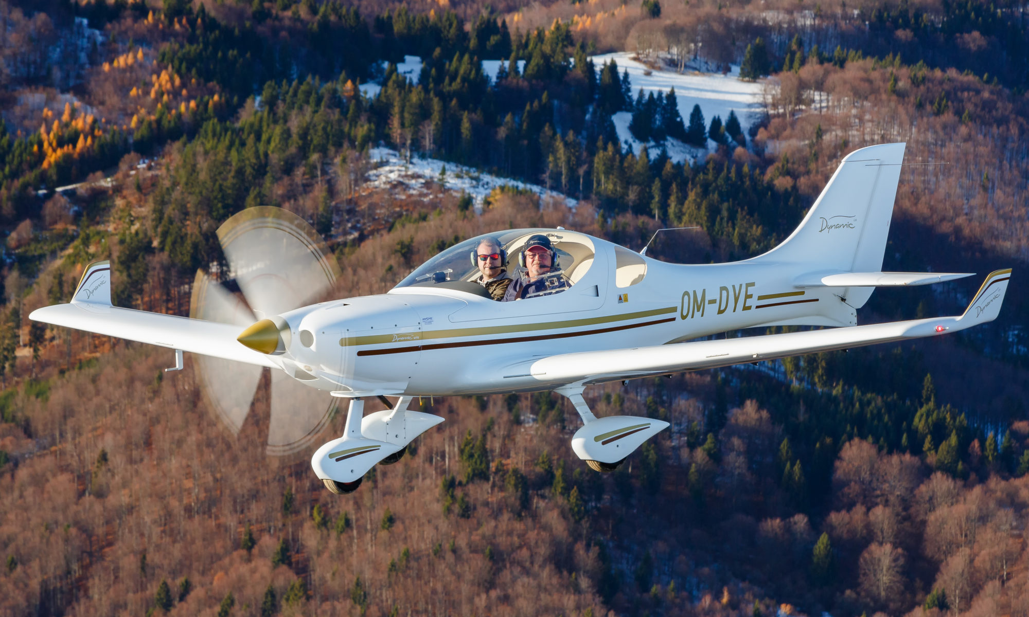 Prievidzský Aerospool vyrobil 700. kus malého športového lietadla Dynamic WT9