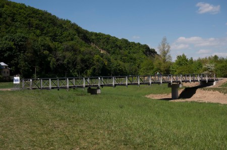 Video: V Trenčianskom kraji otvorili nový 11-kilometrový úsek cyklotrasy medzi mestami Trenčín a Nemšová, v rámci cezhraničného projektu Na bicykli po stopách histórie. 19