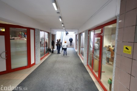 Foto a video: V Prievidzi dnes otvorili jedinečný obchod na výmenu vecí BerTO! V obchode sa ale neplatí 32