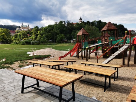 Foto: Pieskové sochy v Bojniciach už vytváraju šikovné ruky umelcov 9