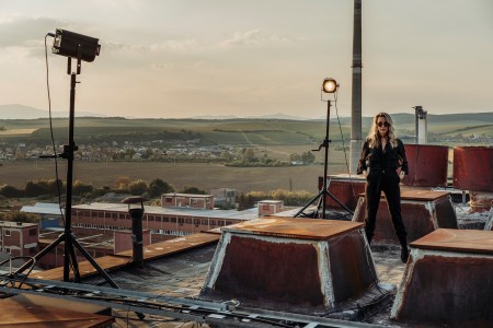 Video a foto: Lenka Piešová, sestra tohtoročnej víťazky SuperStar Barbory Piešovej zverejnila svoj nový videoklip Sen a ja. 3