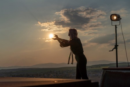 Video a foto: Lenka Piešová, sestra tohtoročnej víťazky SuperStar Barbory Piešovej zverejnila svoj nový videoklip Sen a ja. 5