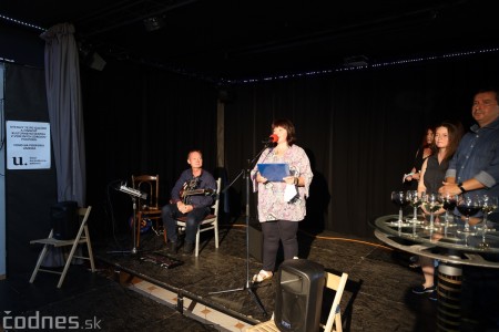 Foto: Vernisáž - Každý spolu - výstava štyroch pedagógov. VERONIKA LACHKÁ, ALENA SLUKOVÁ, LUCIA VRTELOVÁ a OLEG CIPOV 26