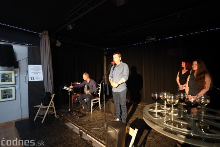 Foto: Vernisáž - Každý spolu - výstava štyroch pedagógov. VERONIKA LACHKÁ, ALENA SLUKOVÁ, LUCIA VRTELOVÁ a OLEG CIPOV 28