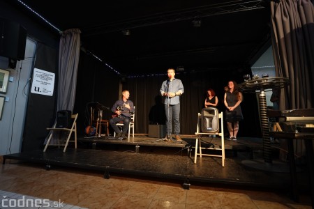 Foto: Vernisáž - Každý spolu - výstava štyroch pedagógov. VERONIKA LACHKÁ, ALENA SLUKOVÁ, LUCIA VRTELOVÁ a OLEG CIPOV 30