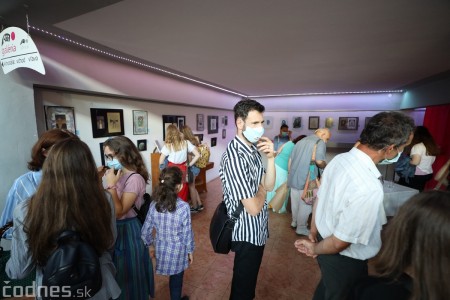 Foto: Vernisáž - Každý spolu - výstava štyroch pedagógov. VERONIKA LACHKÁ, ALENA SLUKOVÁ, LUCIA VRTELOVÁ a OLEG CIPOV 35