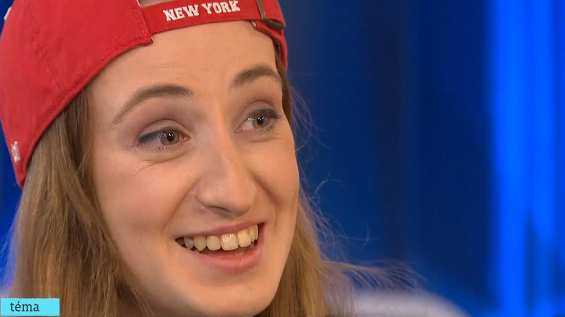 Video: Barbora Piešová predstavila svoju prvú pieseň po SuperStar s názvom Dážď