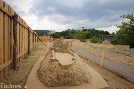 Ihrisko pod farou Bojnice - Gumy land, pieskové sochy 18