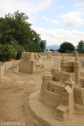 Ihrisko pod farou Bojnice - Gumy land, pieskové sochy, reštaurácia 25