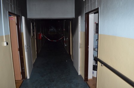 Foto: Nočná tragédia - Domov dôchodcov v Zemianskych Kostoľanoch (okres Prievidza) v noci zachvátil požiar, dvaja ľudia zomreli 3