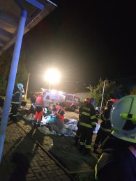 Foto: Nočná tragédia - Domov dôchodcov v Zemianskych Kostoľanoch (okres Prievidza) v noci zachvátil požiar, dvaja ľudia zomreli 5
