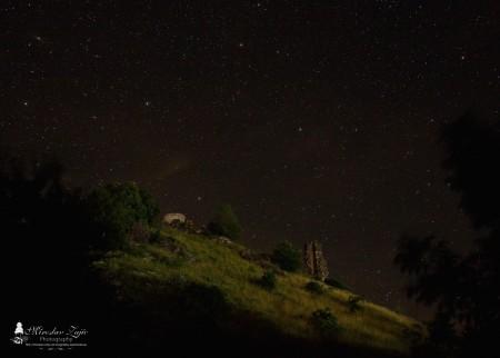 Foto: Hrad Sivý kameň Podhradie - západ slnka a nočná obloha 3