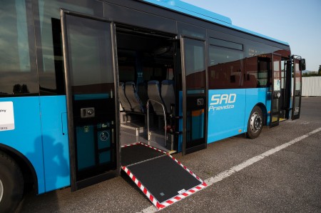 Foto a video: Vozový park prievidzskej SAD sa rozrástol o 6 nových autobusov 2