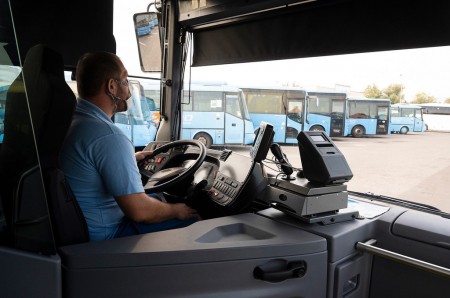 Foto a video: Vozový park prievidzskej SAD sa rozrástol o 6 nových autobusov 3