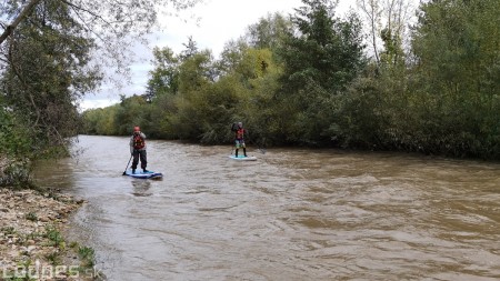 Foto a video: Splavovanie rieky Nitry po záplavách na paddleboarde 1