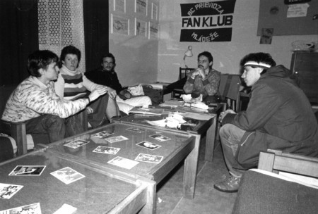 Foto: Ako vyzeral 17. november 1989 v Prievidzi? 3