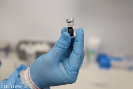 Foto a video: Nemocnica Bojnice spustila očkovanie proti COVID-19 v novom vakcinačnom centre 8