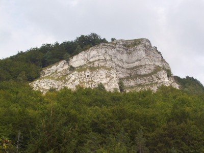 V okrese Prievidza v katastrálnom území Čavoj a Temeš by mal byť chránený areál Temešská skala
