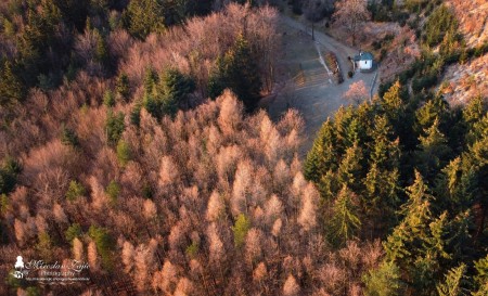 Foto a video: Pútnické miesto - kaplnka Poruba. K pútnickému miestu v Porube sa viaže legenda. 9