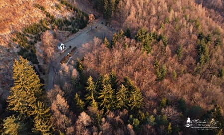 Foto a video: Pútnické miesto - kaplnka Poruba. K pútnickému miestu v Porube sa viaže legenda. 11