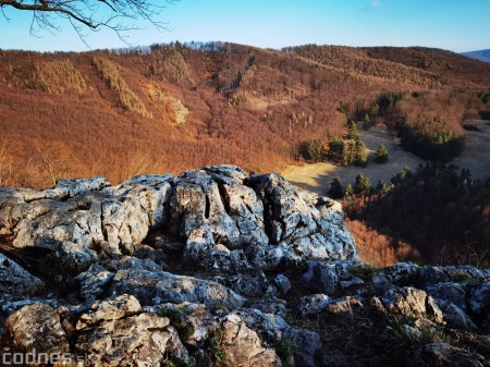 Foto a video: Hajská skala - Ráztočno - okres Prievidza - tip na výlet - túra 18