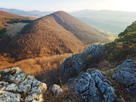 Foto a video: Hajská skala - Ráztočno - okres Prievidza - tip na výlet - túra 26