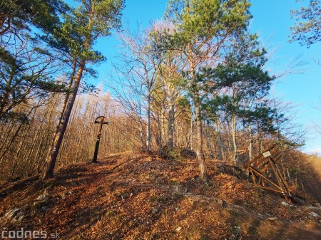 Foto a video: Hajská skala - Ráztočno - okres Prievidza - tip na výlet - túra 33