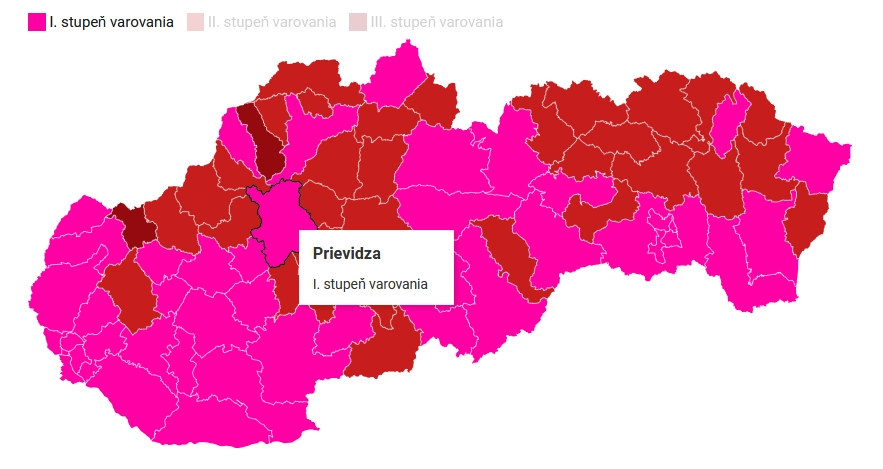 Okres Prievidza je konečne v ružovej farbe, čo znamená prvý stupeň varovania