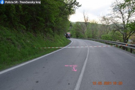 Foto: Dnes sa v Nitrianskom Pravne časť Vyšehradné stala tragická dopravná nehoda 5