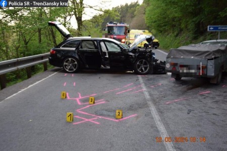 Foto: Dnes sa v Nitrianskom Pravne časť Vyšehradné stala tragická dopravná nehoda 2