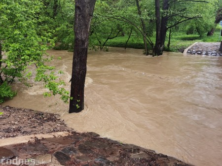 Foto a video: Povodeň - záplavy Mestský park Prievidza 17.5.2021 2