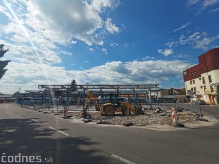 Foto: Začali rekonštrukciu Autobusovej stanice v Prievidzi. Nebude sa však rekonštruovať celá 4