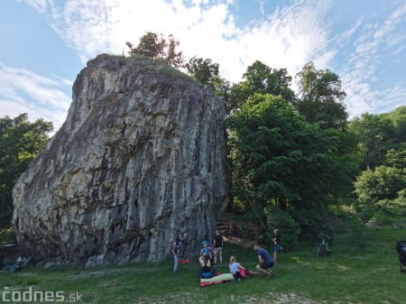 Foto: Cyklotrasa Trenčín - Nemšová. Pekná a ideálna cyklotrasa pre rodiny s deťmi. 11