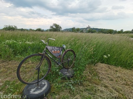 Foto: Cyklotrasa Trenčín - Nemšová. Pekná a ideálna cyklotrasa pre rodiny s deťmi. 42