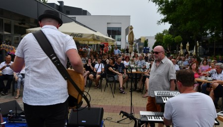 Foto a video: Peter Lipa Band - Café Merlo Prievidza - 2021 12