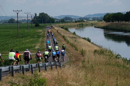 Foto a video:  Nova cyklotrasa za 4,2 mil. eur, ktorá spojila Nové Mesto nad Váhom a Trenčín je otvorená 9