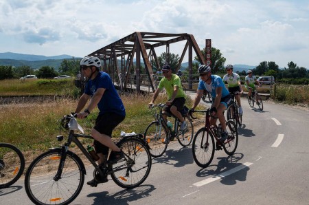 Foto a video:  Nova cyklotrasa za 4,2 mil. eur, ktorá spojila Nové Mesto nad Váhom a Trenčín je otvorená 10